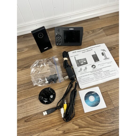 Uniden UDW-10003 Surveillance System Display Monitor & Security Camera System - Picture 6 of 14